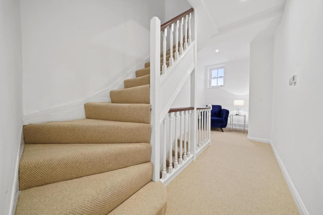 House-stunning-castle Views-5bed-free-parking *