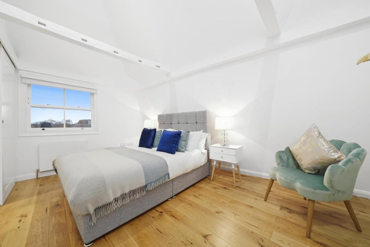Villa House-stunning-castle Views-5bed-free-parking Eton